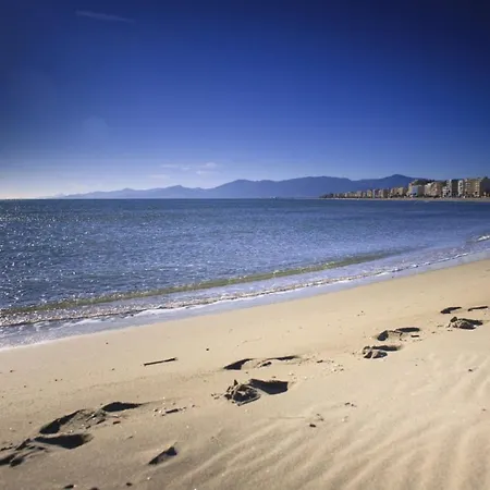 Lejlighed Malibu Village *